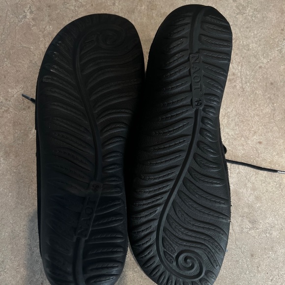 Naot Black Leather Oxfords & Derbys - Picture 3 of 6